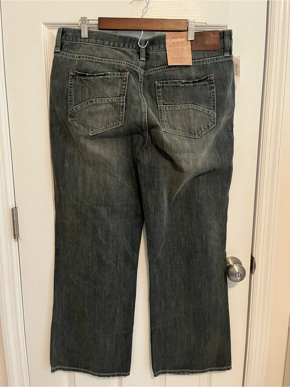 NWT Banana Republic Limited Edition Modern Utility Jeans – Men’s 36x30